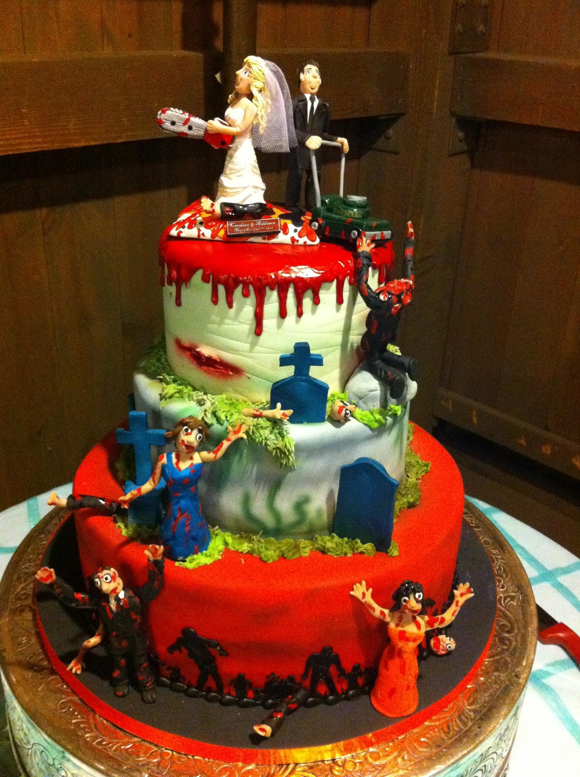 Geek Cake Friday: 21 Zombie Wedding Cakes